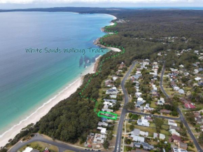 Nelson's Oasis By The Beach